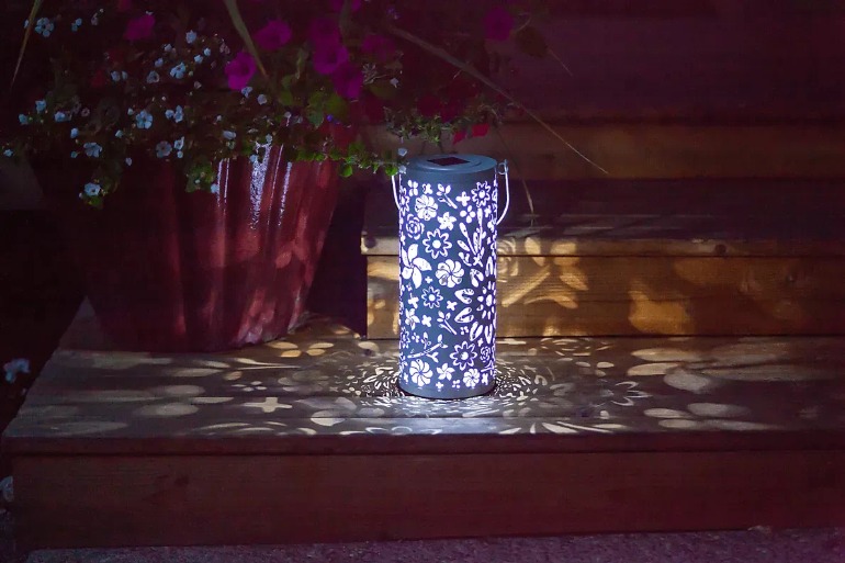 Blossom Hill outdoor white solar lantern